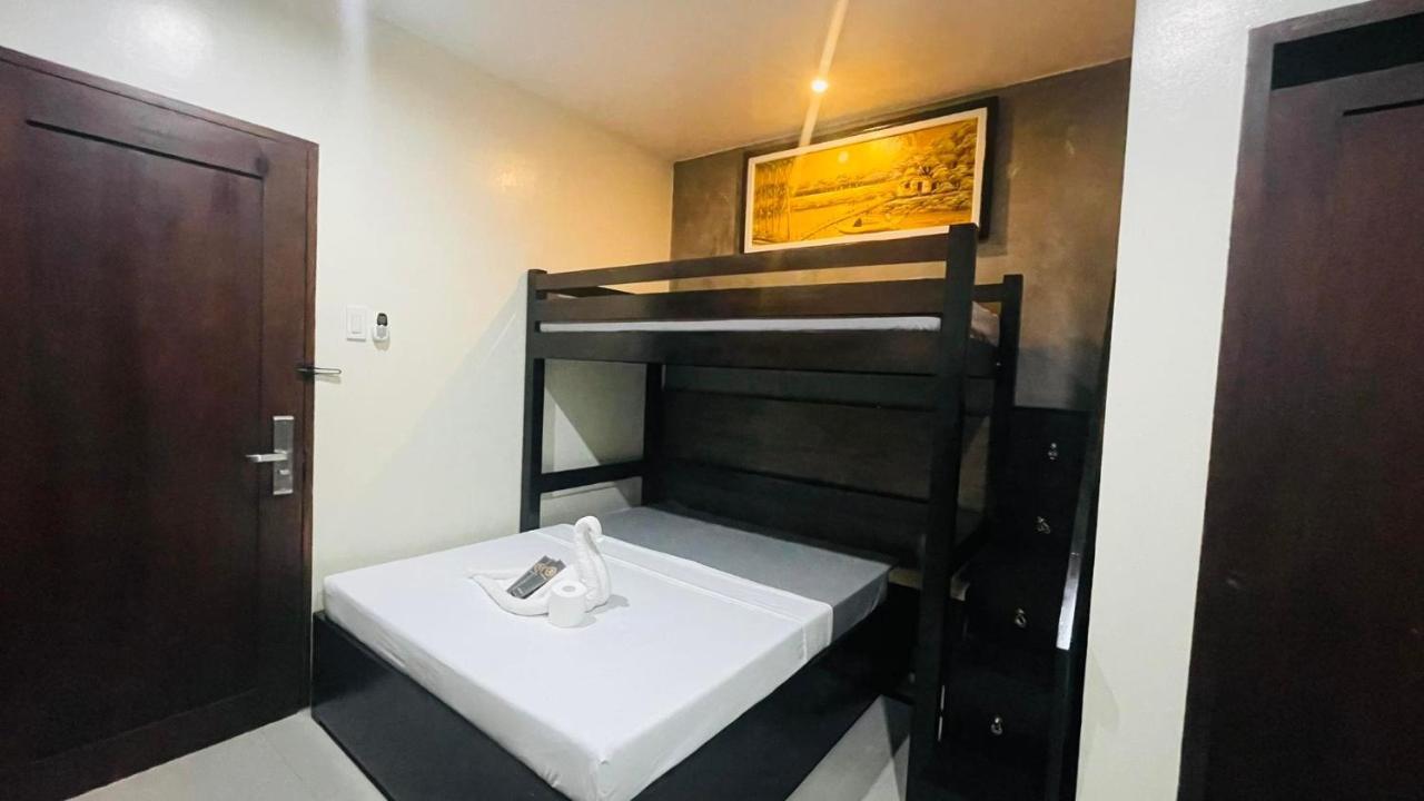 A&E Apartelle Bacolod Eksteriør bilde